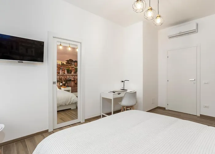 Bdc - Euphoria 2bdr At Vatican Apartment *
